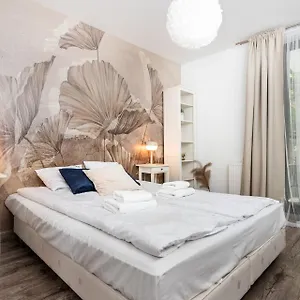 Apartamento Blossom - Old Town - By Upstairs, Cracovia